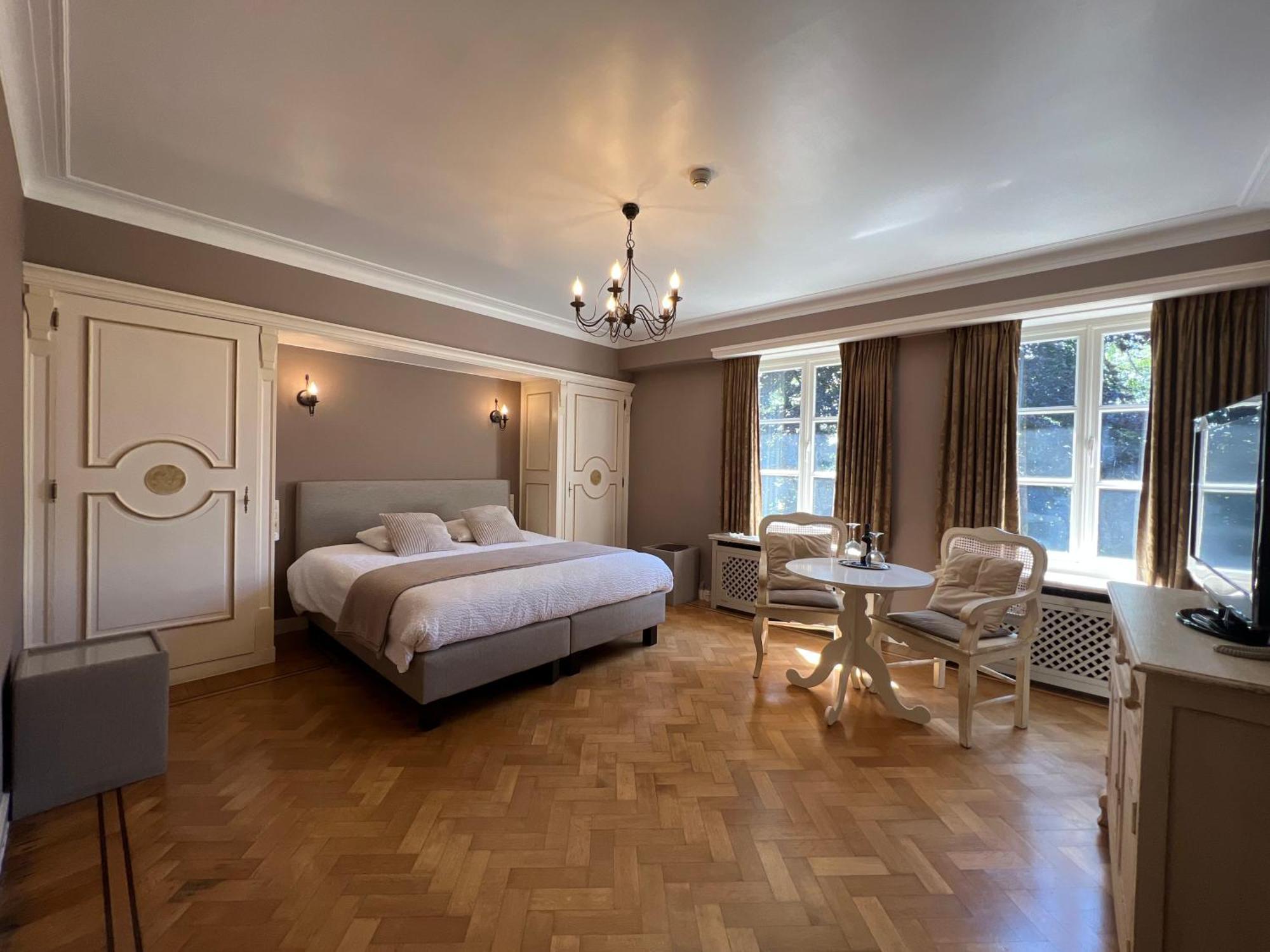 Hotel Fleur De Lys เซเดลเคม ภายนอก รูปภาพ